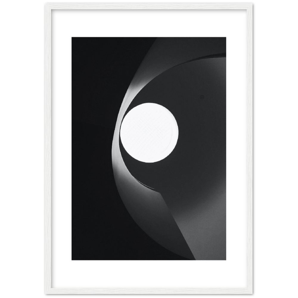 LIGHT HOLE
