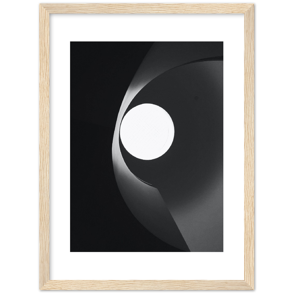 LIGHT HOLE