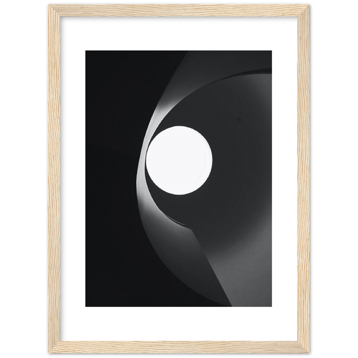 LIGHT HOLE