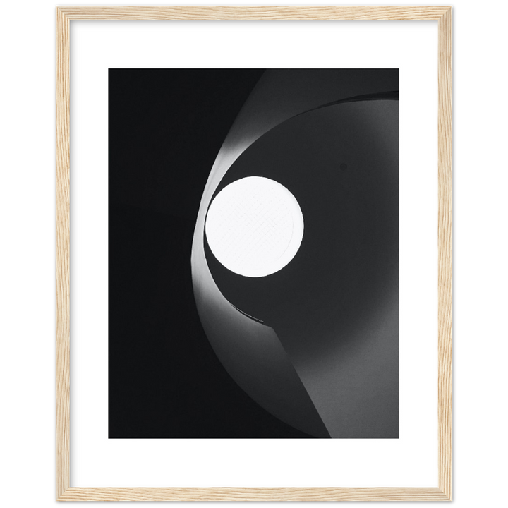 LIGHT HOLE